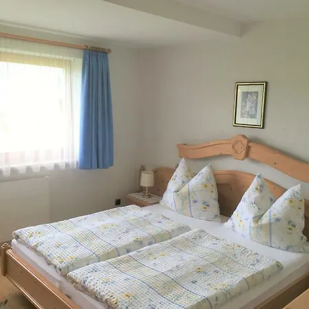 Michaela * ヴェステンドルフ