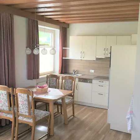 Michaela Апартаменты *