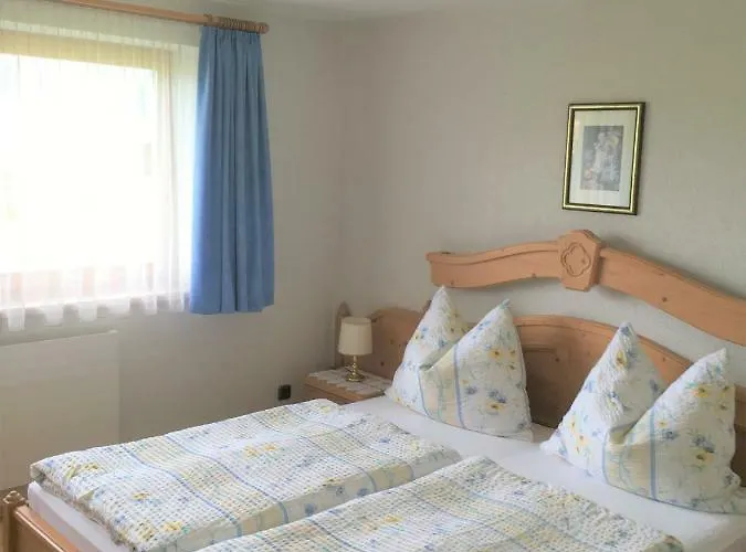 Michaela * 韦斯滕多夫